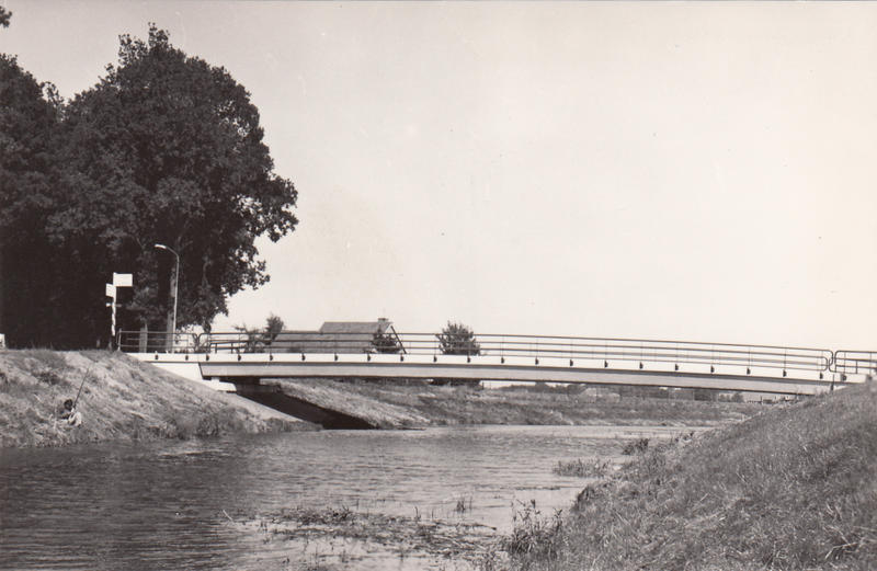 Spitholterbrug in 1976 zwart-wit foto