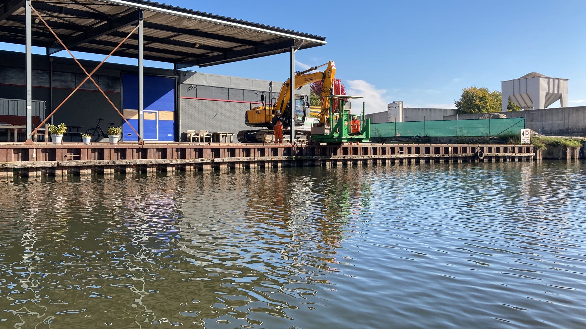 De kade langs de Oude IJssel in Doetinchem bij Grutbroek