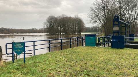 hoog water bij het verdeelwerk hackfort