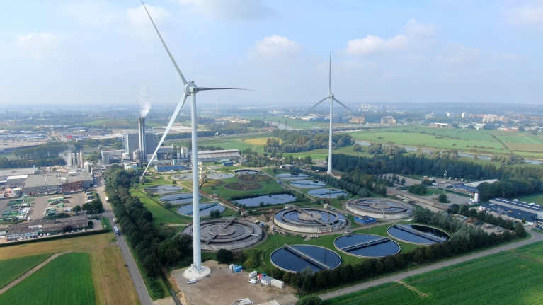 luchtfoto van rioolwaterzuivering Duiven