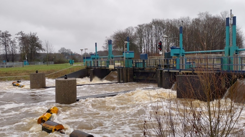 Kolkens water bij Stuw de Pol