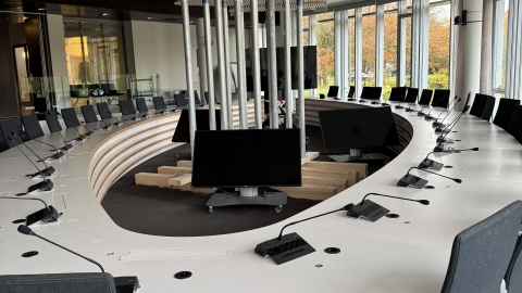 De Rijn en IJssel zaal is weer toegankelijk door de plaatsing van stempels in het midden van de zaal